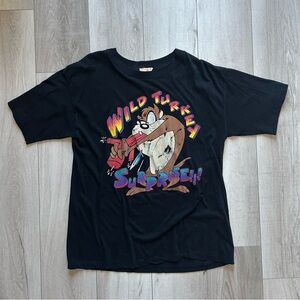 Vintage 1997 Tazmanian Devil Wild Turkey Surprise Shirt Size Large Single Stitch
